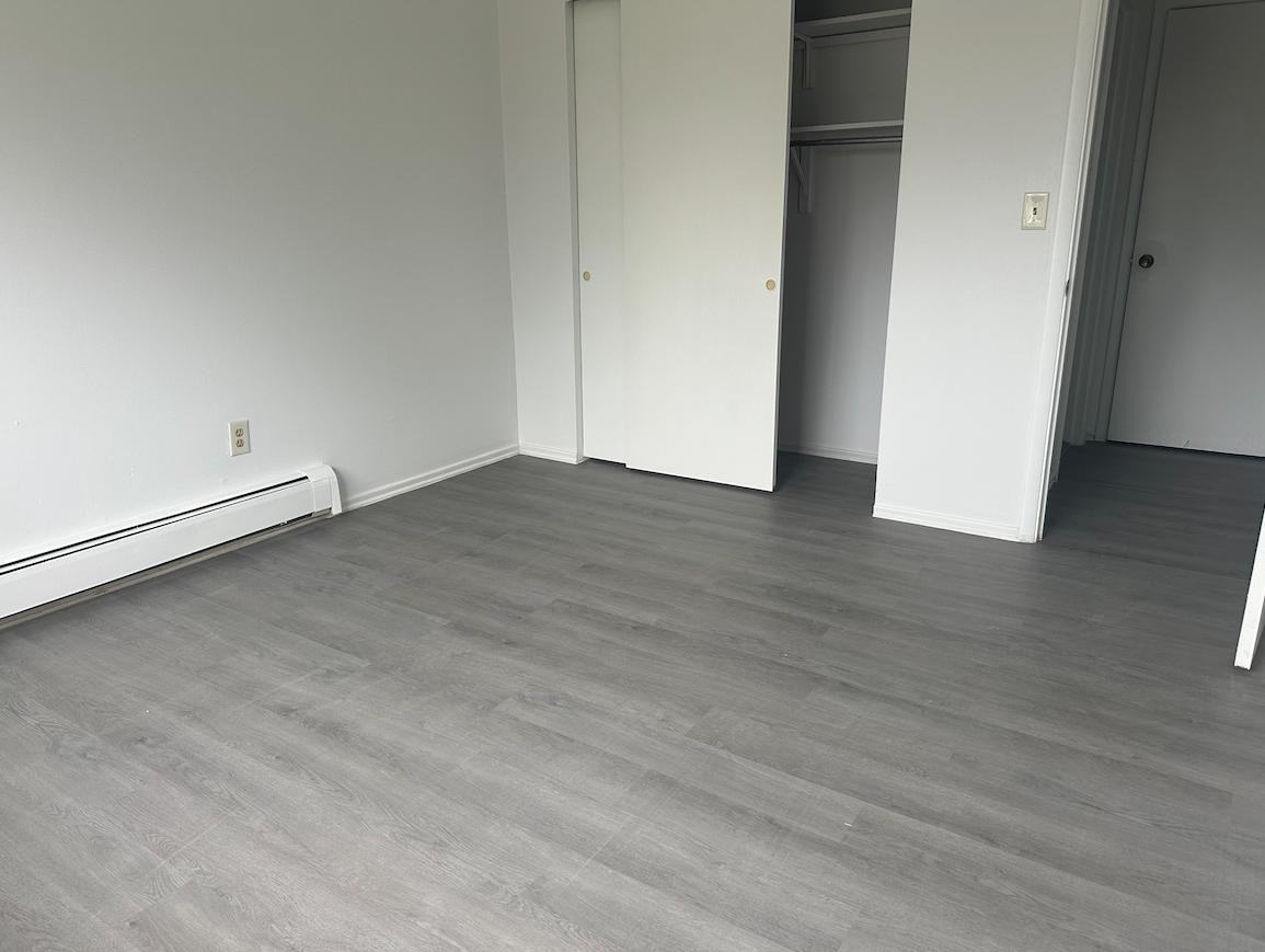 620 Pedretti Ave - Photo 3 of 6