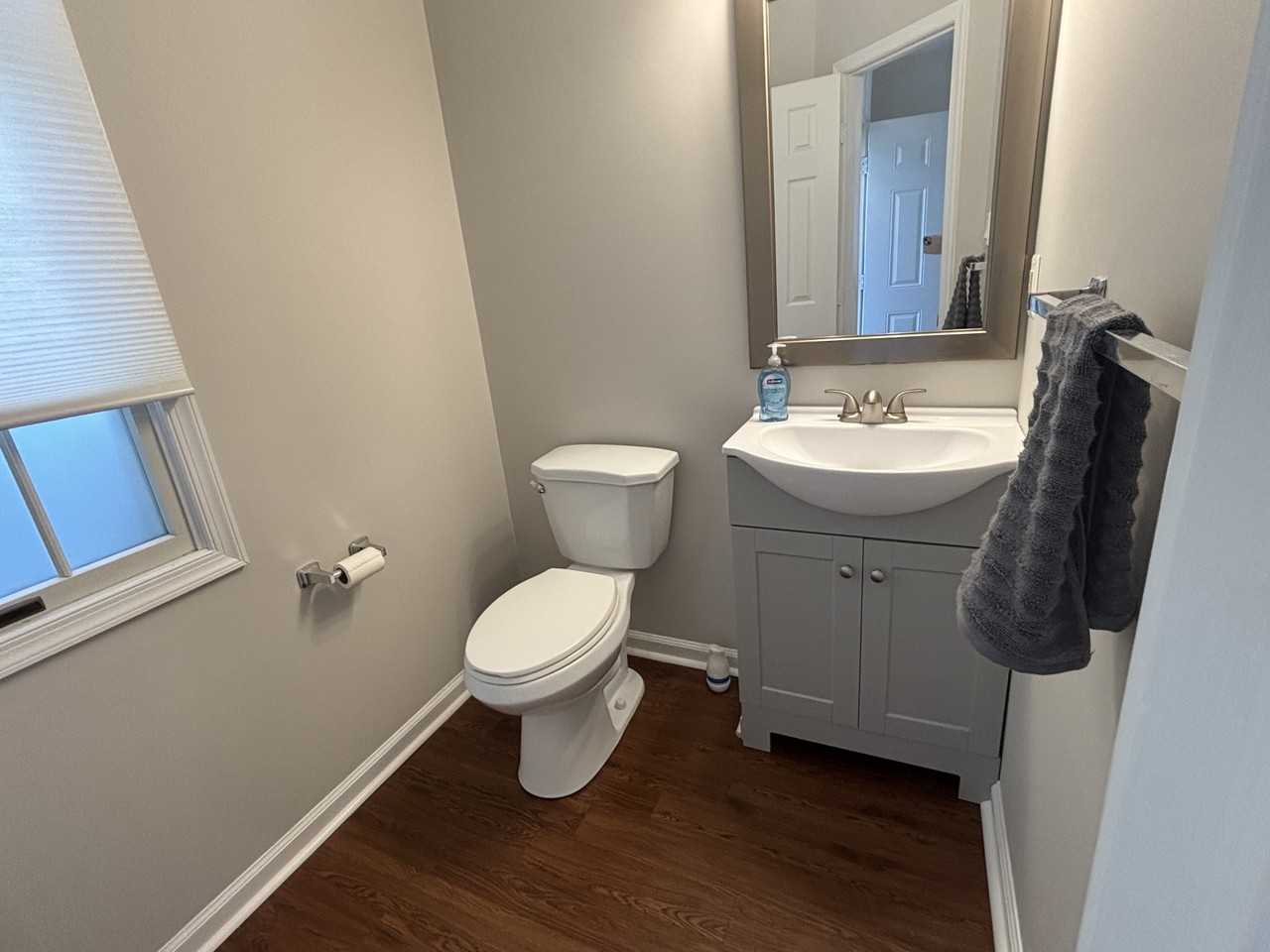 208 W Park Dr #0 - Photo 2 of 20
