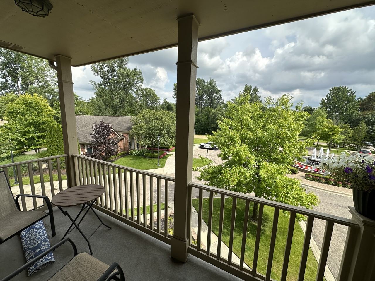 176 Club House Cir #176 - Photo 3 of 15