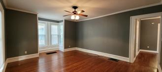 517 W Gray St #A - Photo 1 of 1