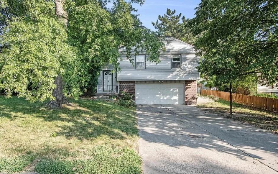 16024 Arbor St #NA - Photo 3 of 11