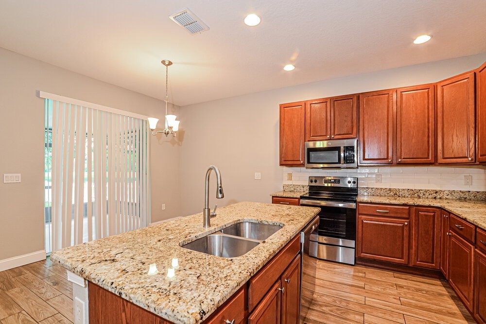 2864 Moonstone Bnd - Photo 7 of 16