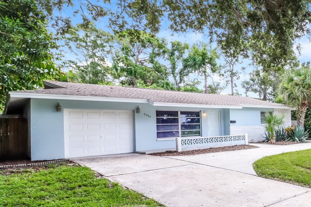 5795 Hillside Street - Photo 3 of 16