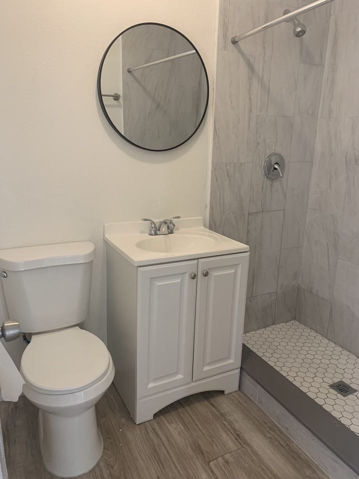 550 S Segrave St #550 - Photo 5 of 10