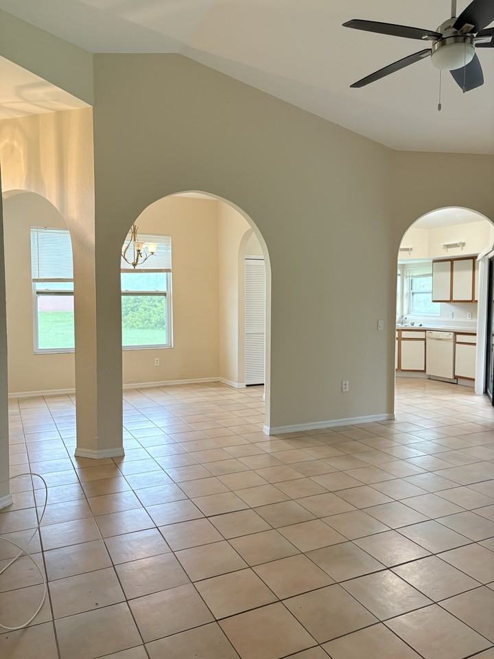 1471 Capricorn Blvd #A - Photo 2 of 12