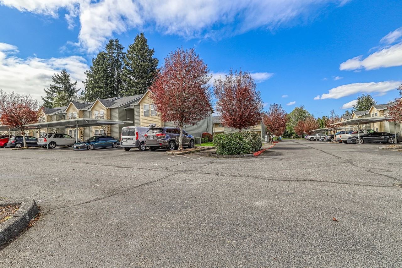 Heritage Park Apartments - Photo 2 of 12