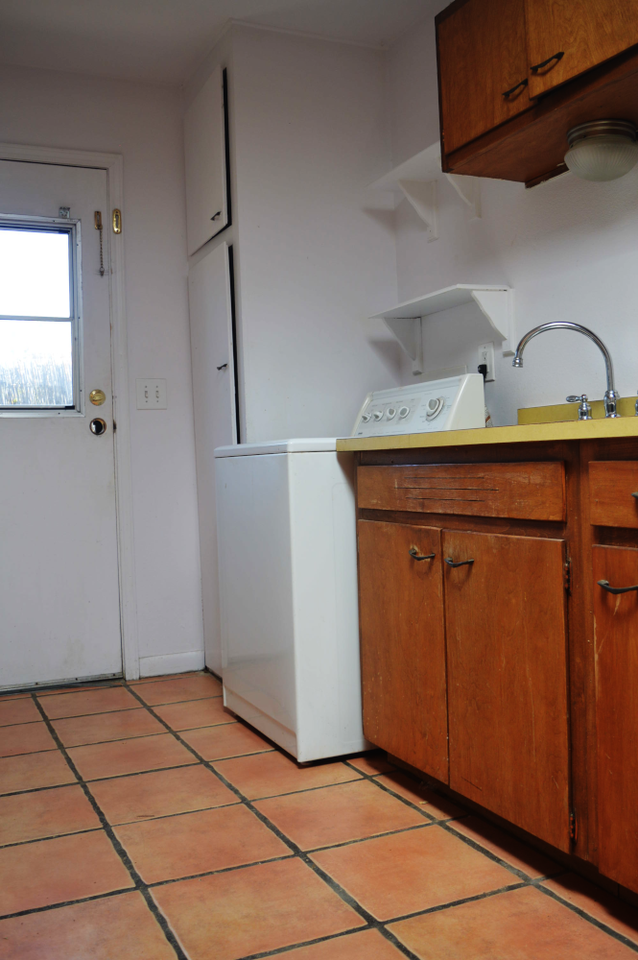 812 Calle Anaya S #2 - Photo 3 of 9