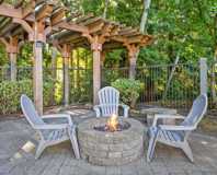 10101 7th Ave Se - Photo 1 of 1