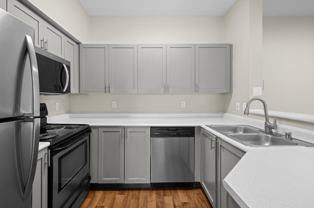 10101 7th Ave Se - Photo 1 of 1