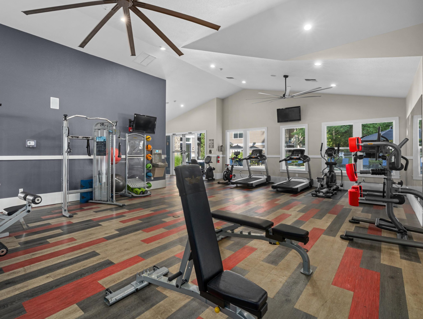 10101 7th Ave Se - Photo 5 of 24