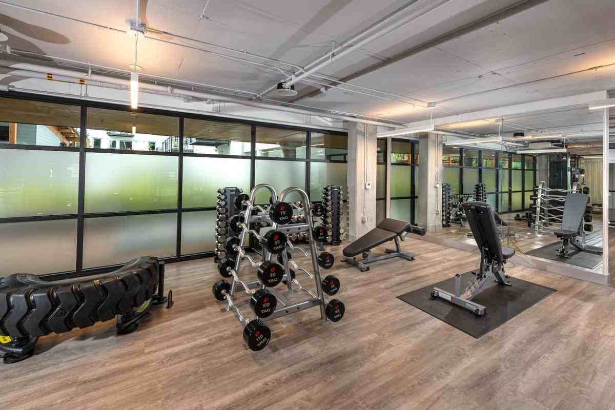 2651 156th Ave Ne - Photo 2 of 20