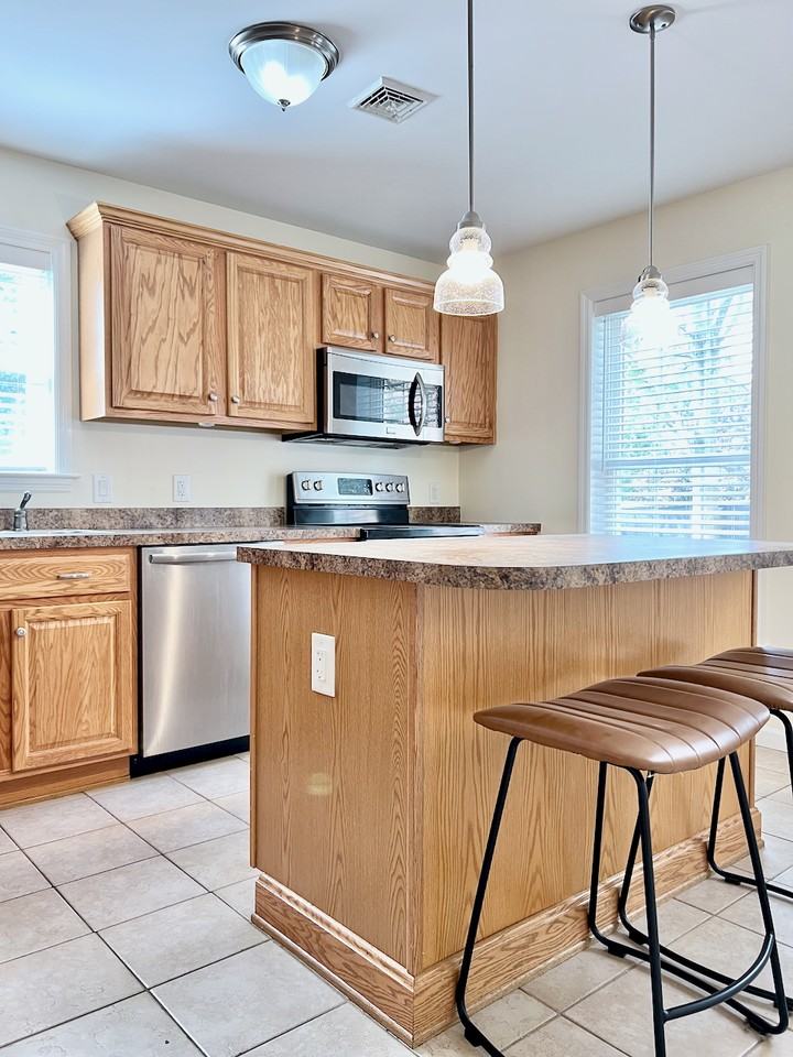 67 Clarendon Avenue #1 - Photo 2 of 18