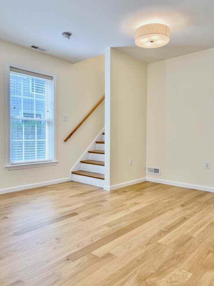 67 Clarendon Avenue #1 - Photo 7 of 18