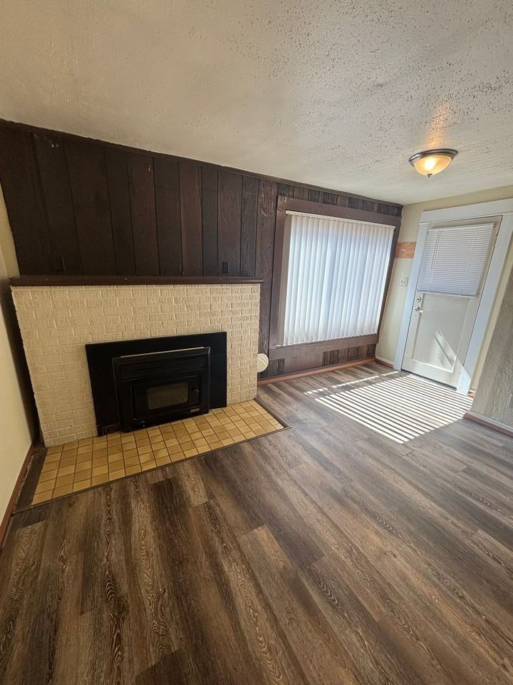 Hansard Manor Apartments LLC - Photo 4 of 21