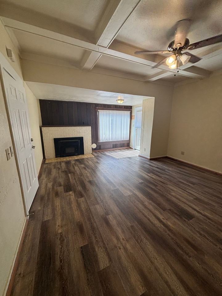 Hansard Manor Apartments LLC - Photo 5 of 21