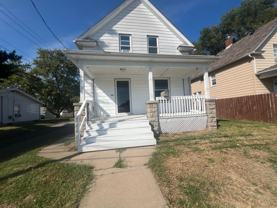 1537 24th Ave - Photo 1 of 1
