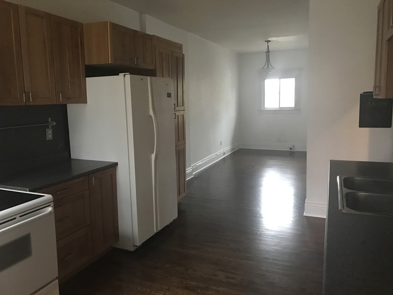 27 Parkside Drive - Photo 7 of 18