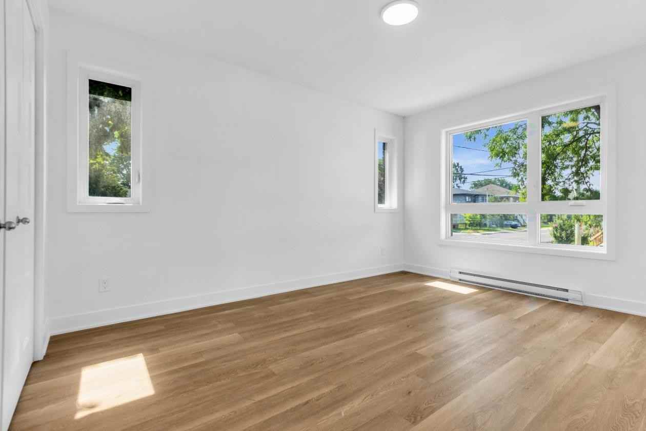 2019 Rue Sainte-Hélène #2019 - Photo 7 of 10