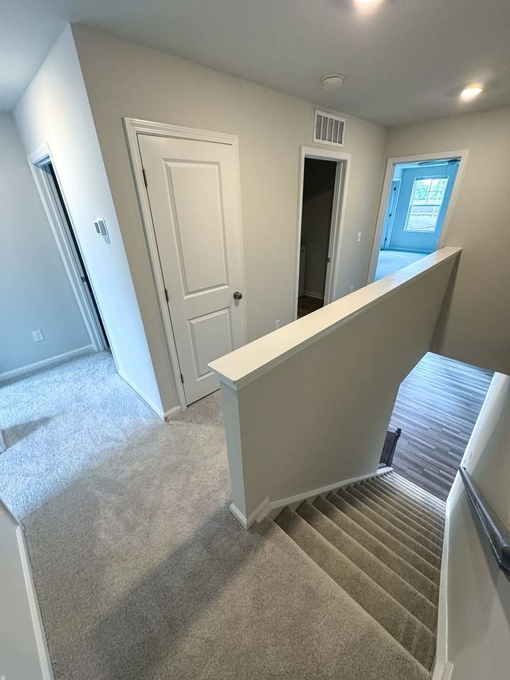 204 Paramount Dr - Photo 6 of 18