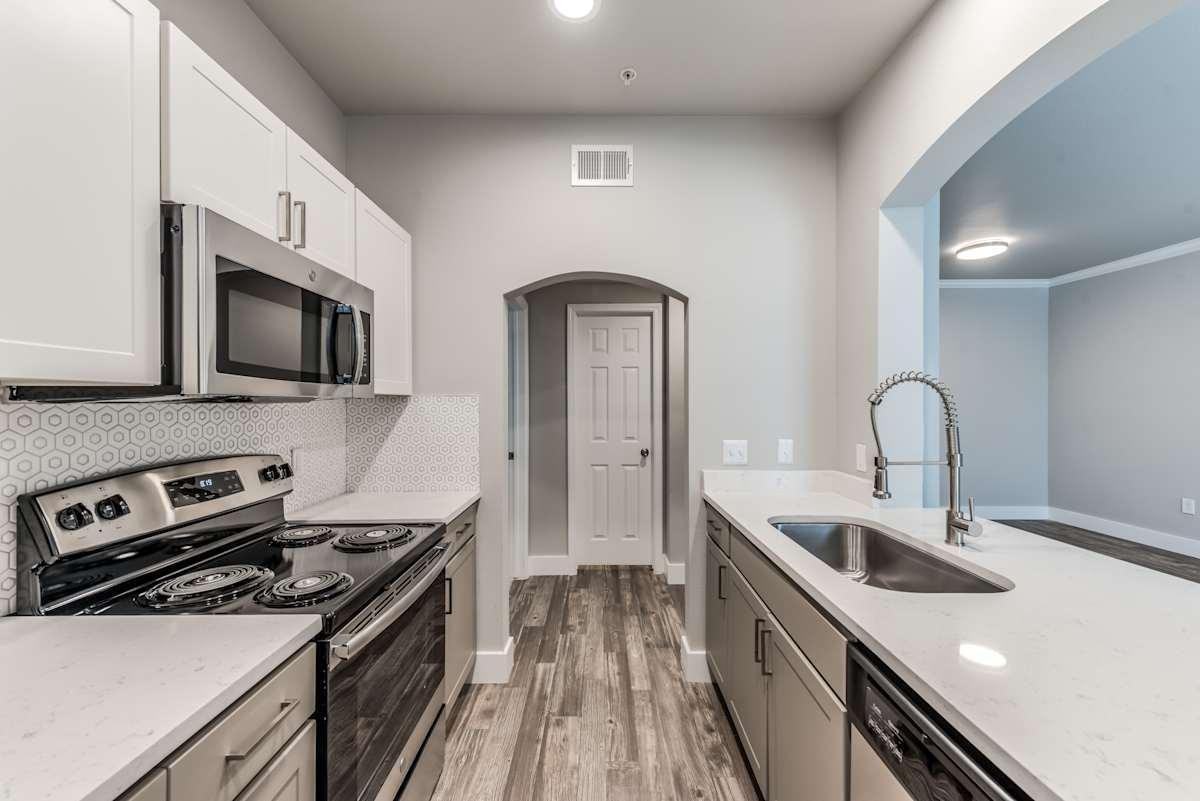 541 Fm 1488 Rd - Photo 3 of 36