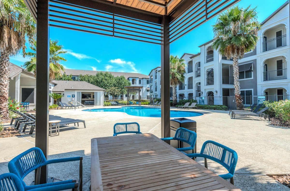 541 Fm 1488 Rd - Photo 4 of 36