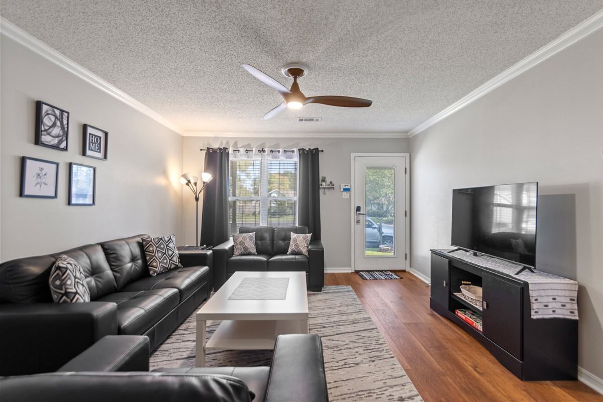 106 Willow Grove Ct #NA - Photo 4 of 34