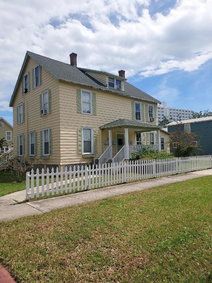 505 S Palmetto Ave - Photo 2 of 7