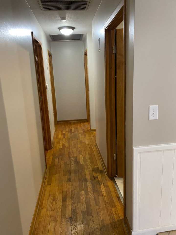 2657 E Grand St - Photo 6 of 19