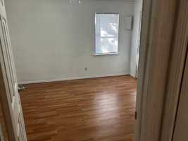 featured image of 1105 S 10th St