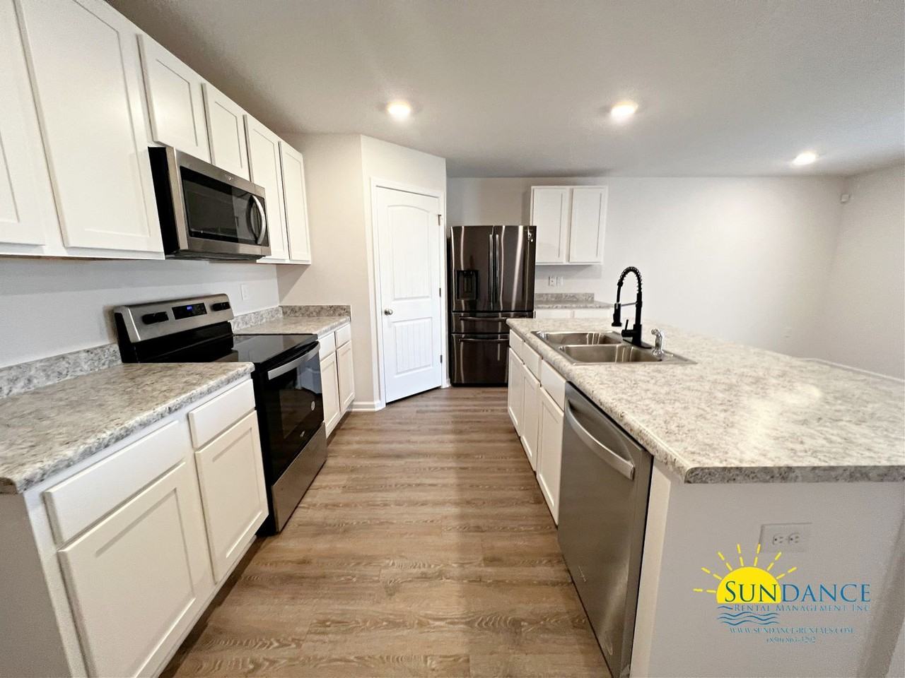 3556 Sugar Maple Ln - Photo 5 of 15