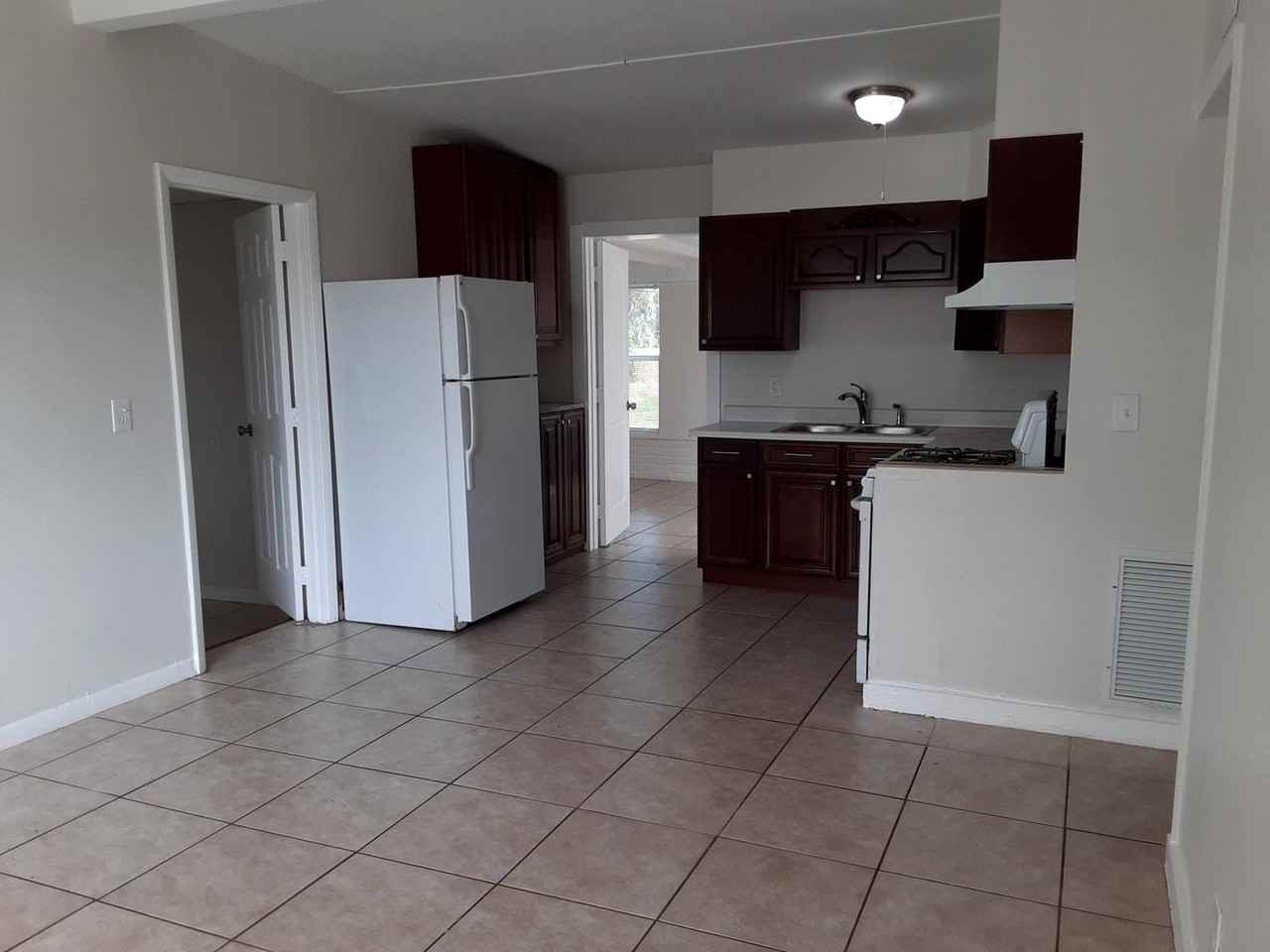 1868 Calico Rd - Photo 3 of 12