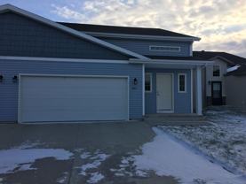 923 30th Ave W - Photo 1 of 1