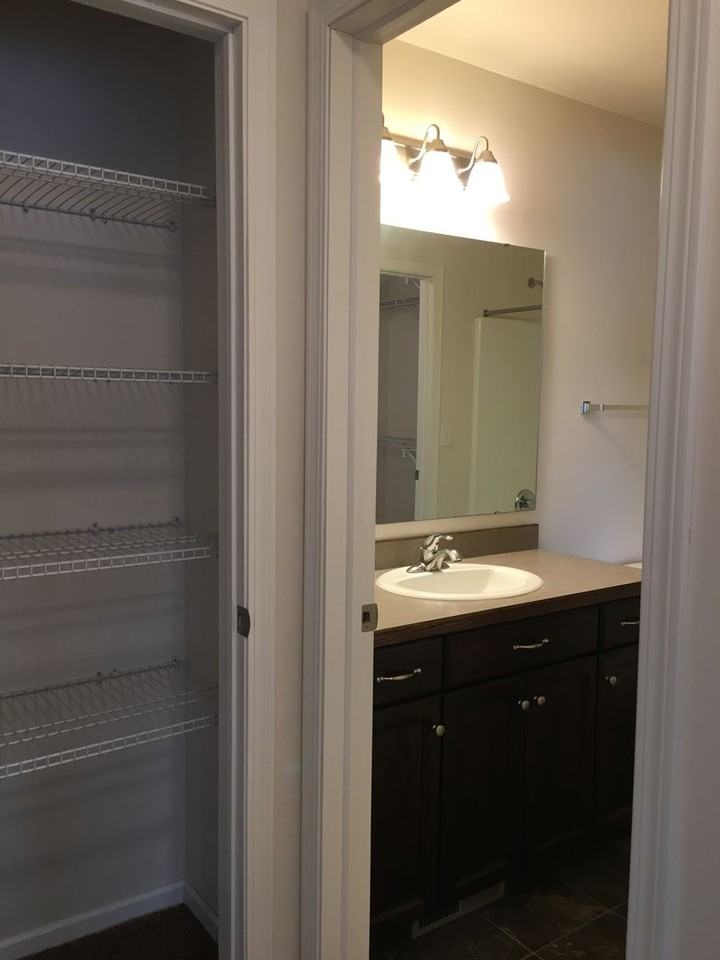 923 30th Ave W - Photo 6 of 14