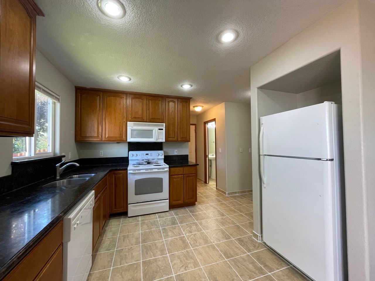 14983 Se Sieben Creek Dr - Photo 6 of 26