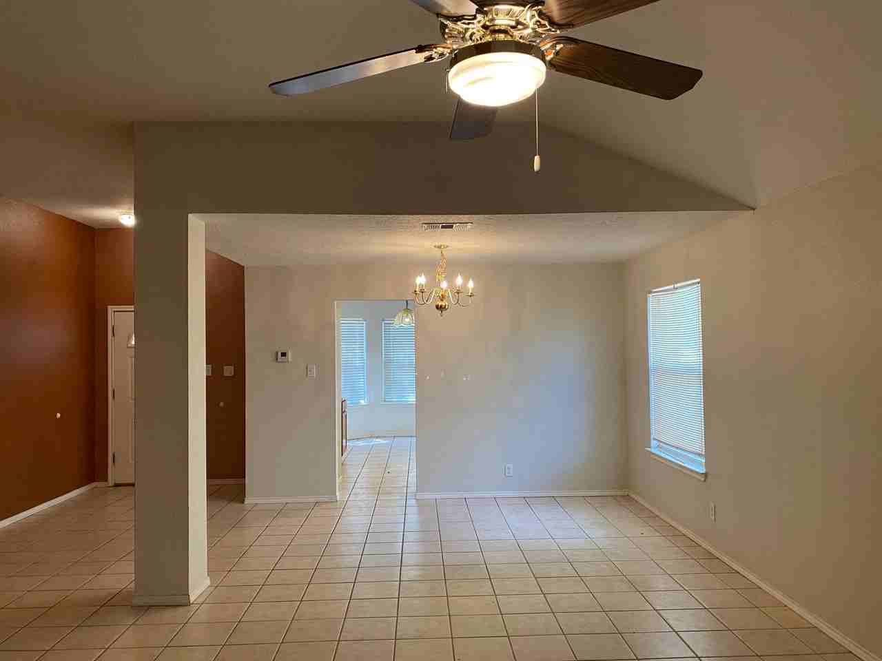 13106 Forum Rd - Photo 7 of 12