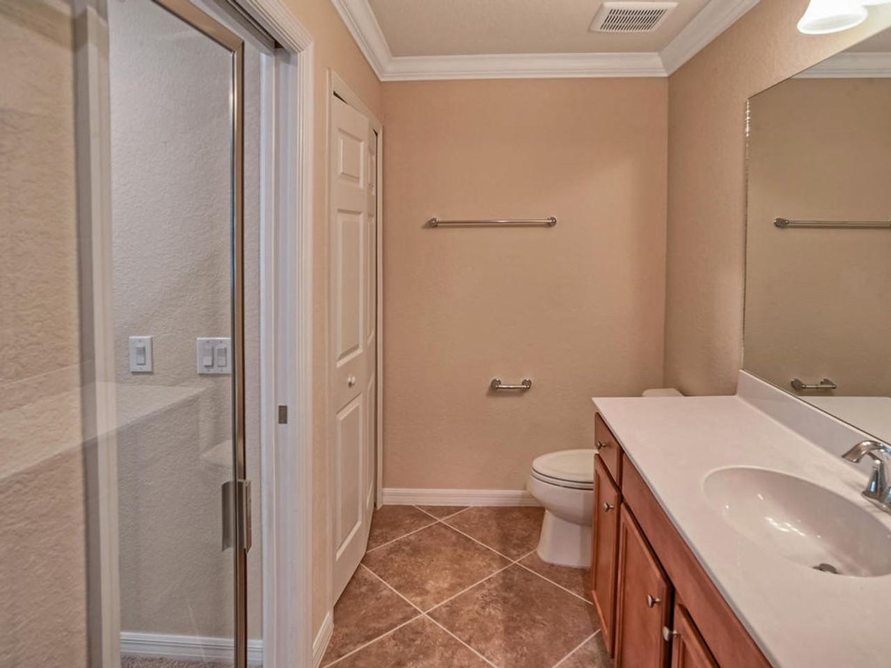 9731 Acqua Ct #514 - Photo 7 of 22