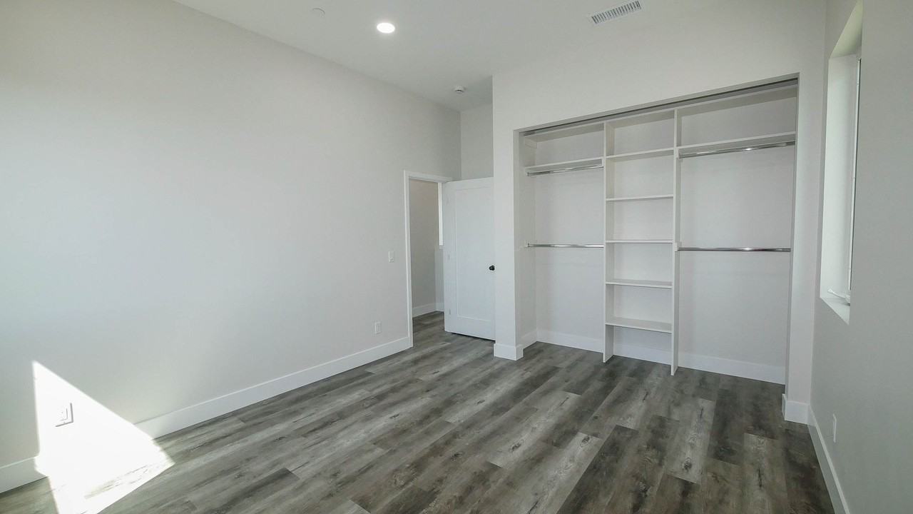 5535-5539 Potomac St. - Photo 5 of 50