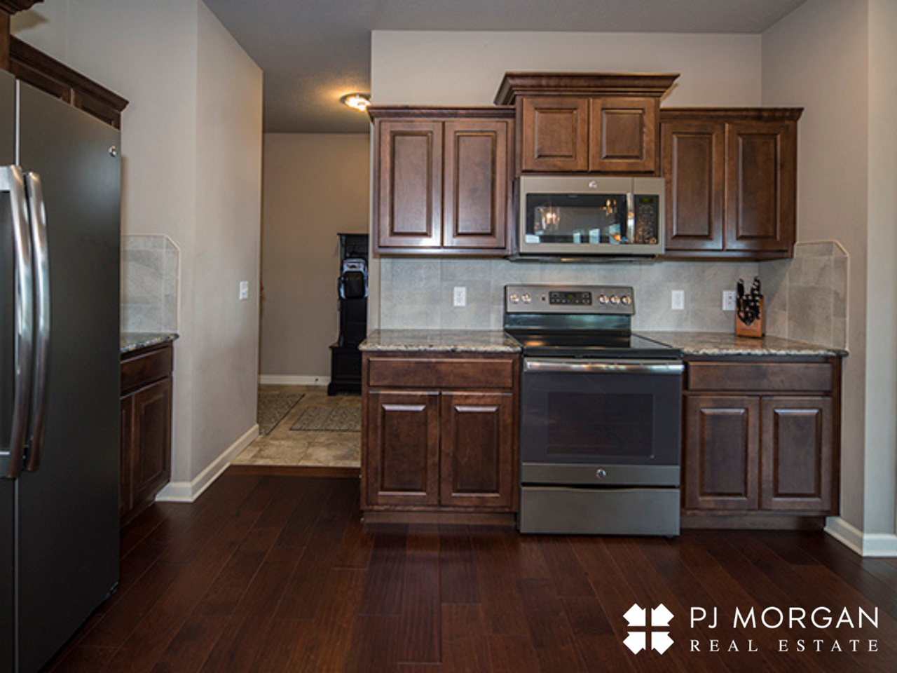 17214 Meredith Ave - Photo 7 of 20