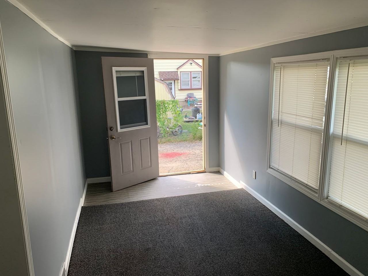 708 E Paris Ave - Photo 2 of 12