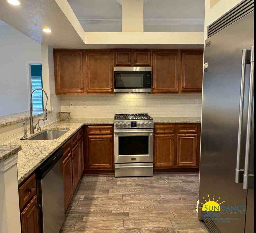 306 Ohio Pl Ne - Photo 7 of 39
