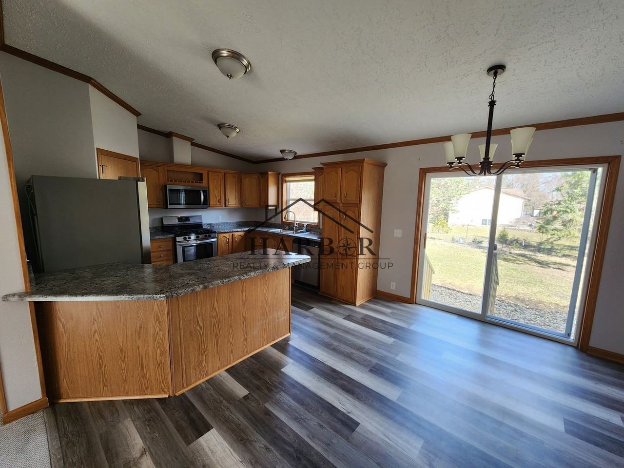 26 Southfork Dr Se - Photo 3 of 28