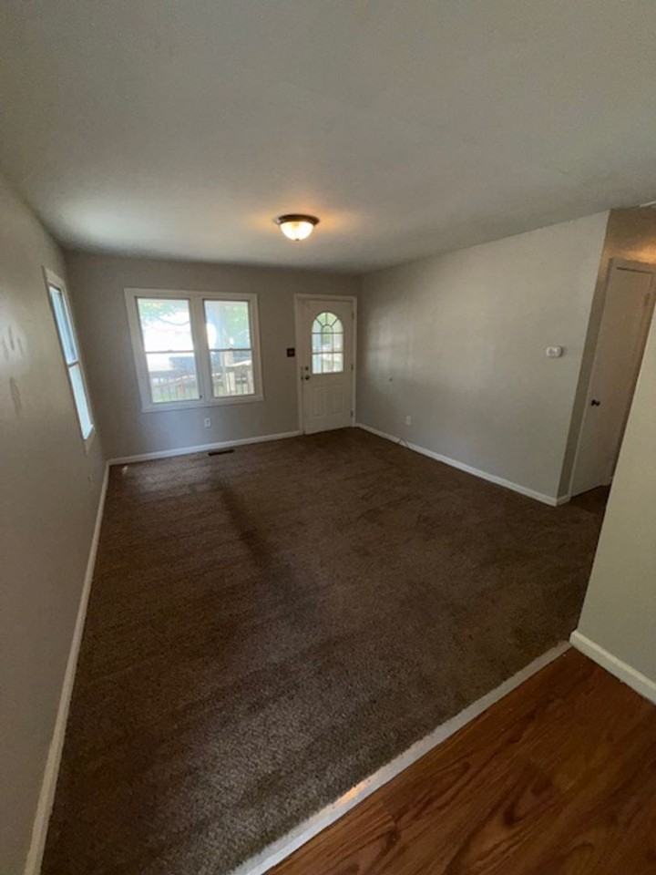 4315 Frisse Ave - Photo 2 of 9