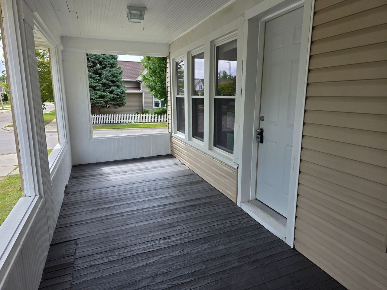 Shipyard Maple At 5th - Photo 4 of 28