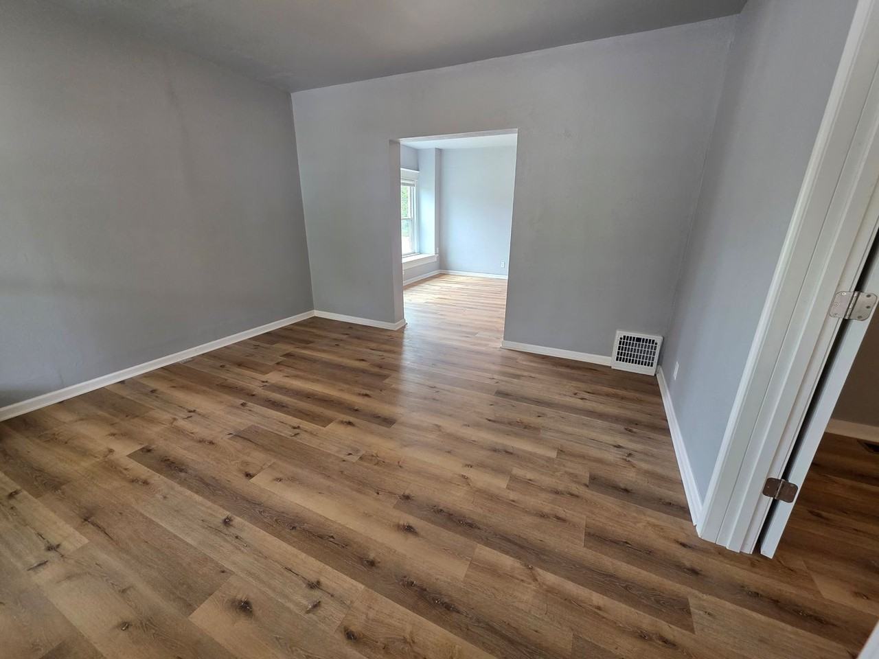 Shipyard Maple At 5th - Photo 6 of 28