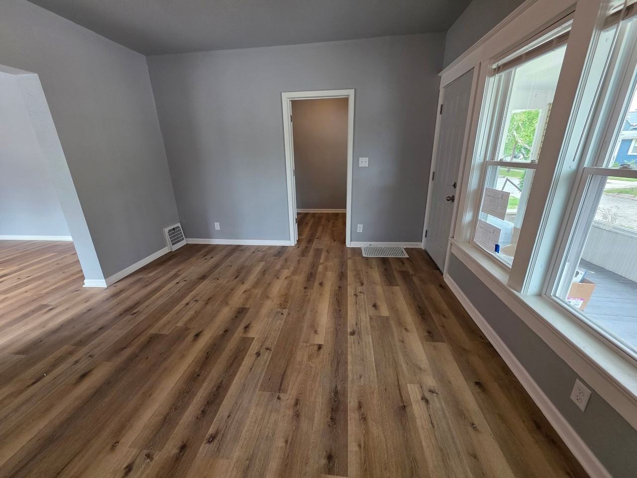 Shipyard Maple At 5th - Photo 7 of 28