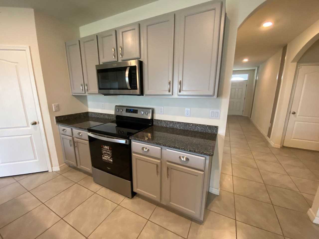 671 Tortugas St - Photo 4 of 23