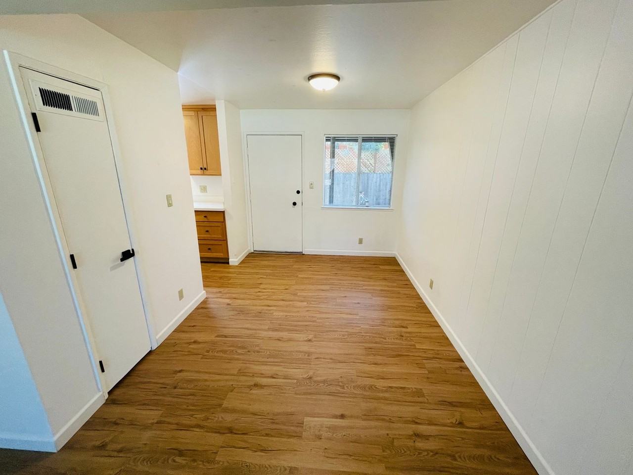 3356 Treehaven Dr #3 - Photo 4 of 22