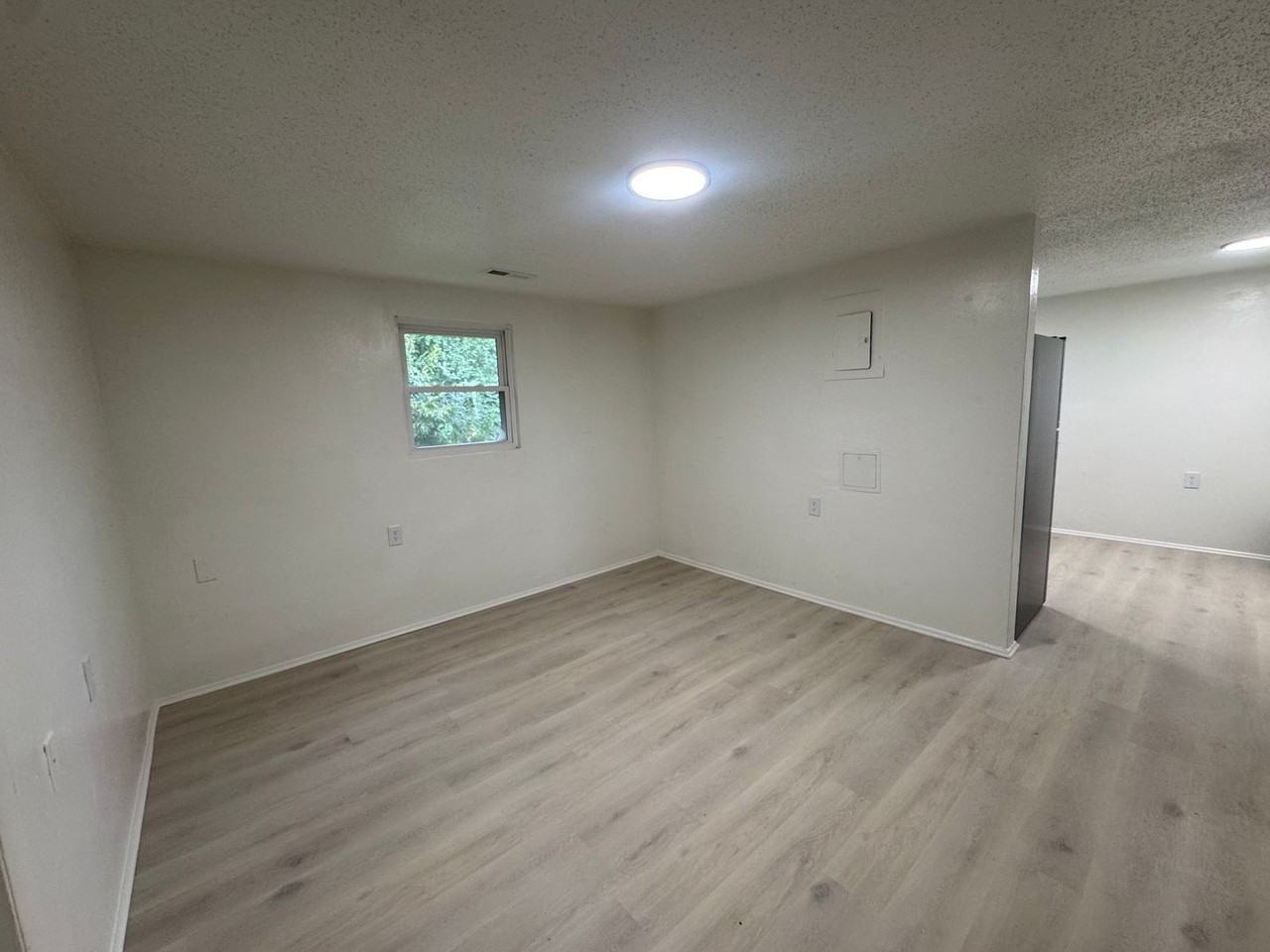 Dwell in Hilltop 2 bedroom 1 bath - Photo 5 of 8