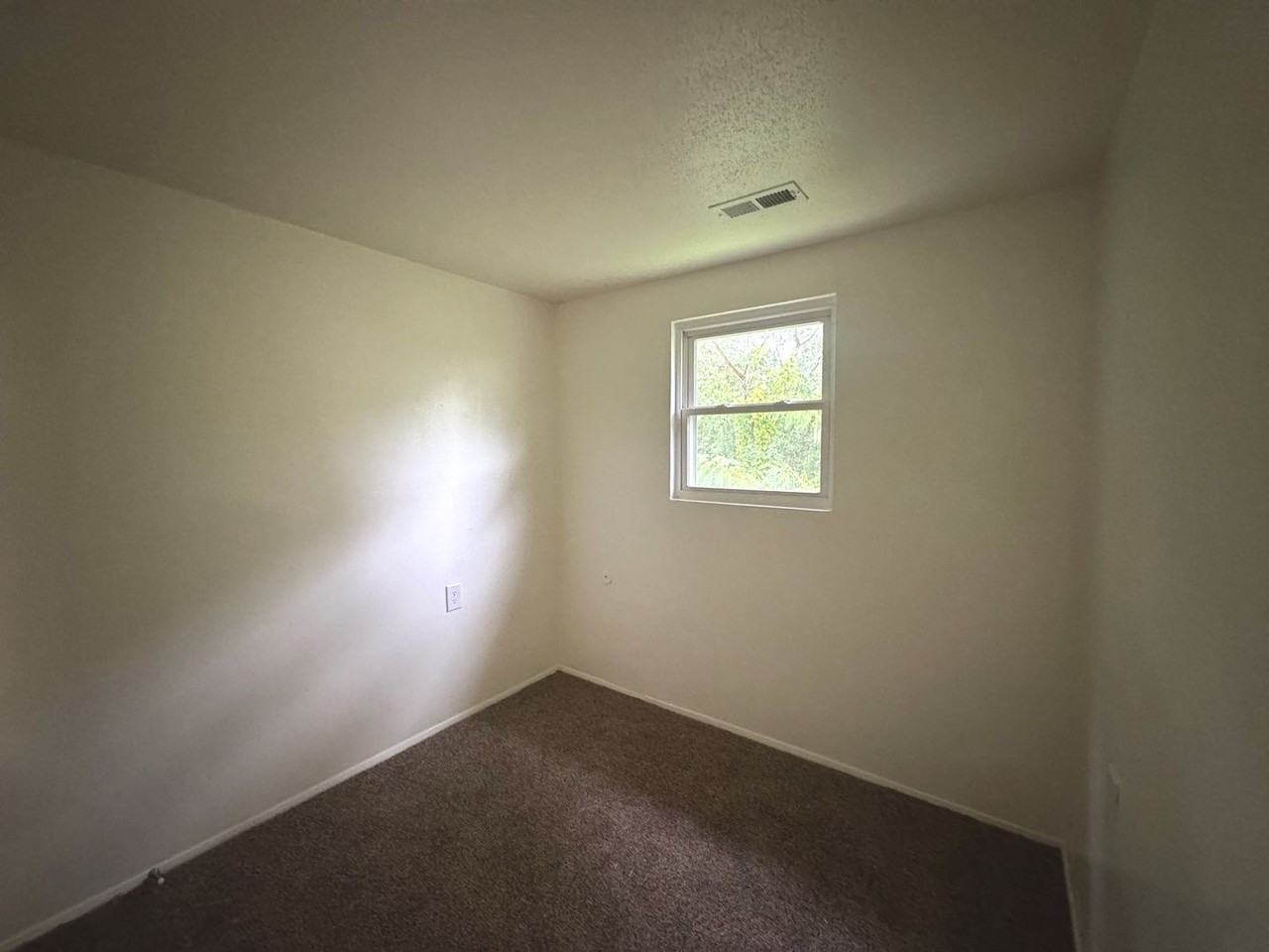 Dwell in Hilltop 2 bedroom 1 bath - Photo 7 of 8