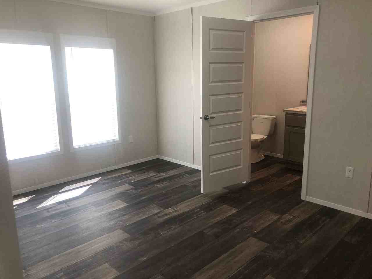 423 East Juniper Avenue - Photo 6 of 8